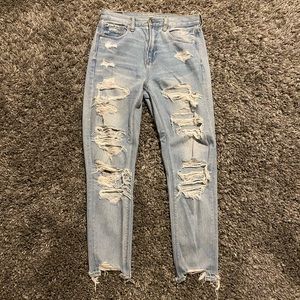American Eagle Mom Jeans